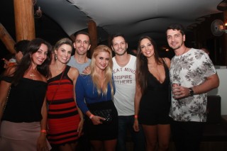 
<a style='margin-left: 5px;' class='btn btn-xs btn-social btn-facebook' href='https://www.facebook.com/sharer/sharer.php?u=https://www.galeramix.com.br/imagem/a55/800-800-90/conteudo/site_galerias/55/img8457.jpg' rel='popup' data-width='500' data-height='400'><i class='fa fa-facebook'></i>Compartilhar <span class='hidden-xs'>no Facebook</span>
</a> 
<a class='btn btn-default btn-xs' target='_blank' href='imagem/a55/800-800-90/conteudo/site_galerias/55/img8457.jpg'>
<span class='glyphicon glyphicon-cloud-download'></span> Salvar
</a>
