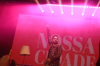 
<a style='margin-left: 5px;' class='btn btn-xs btn-social btn-facebook' href='https://www.facebook.com/sharer/sharer.php?u=https://www.galeramix.com.br/imagem/a55/800-800-90/conteudo/site_galerias/55/img8500.jpg' rel='popup' data-width='500' data-height='400'><i class='fa fa-facebook'></i>Compartilhar <span class='hidden-xs'>no Facebook</span>
</a> 
<a class='btn btn-default btn-xs' target='_blank' href='imagem/a55/800-800-90/conteudo/site_galerias/55/img8500.jpg'>
<span class='glyphicon glyphicon-cloud-download'></span> Salvar
</a>
