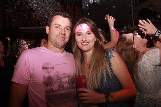 
<a style='margin-left: 5px;' class='btn btn-xs btn-social btn-facebook' href='https://www.facebook.com/sharer/sharer.php?u=https://www.galeramix.com.br/imagem/a55/800-800-90/conteudo/site_galerias/55/img8508.jpg' rel='popup' data-width='500' data-height='400'><i class='fa fa-facebook'></i>Compartilhar <span class='hidden-xs'>no Facebook</span>
</a> 
<a class='btn btn-default btn-xs' target='_blank' href='imagem/a55/800-800-90/conteudo/site_galerias/55/img8508.jpg'>
<span class='glyphicon glyphicon-cloud-download'></span> Salvar
</a>
