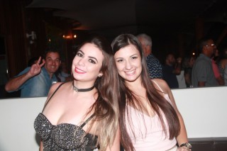 
<a style='margin-left: 5px;' class='btn btn-xs btn-social btn-facebook' href='https://www.facebook.com/sharer/sharer.php?u=https://www.galeramix.com.br/imagem/a55/800-800-90/conteudo/site_galerias/55/img8594.jpg' rel='popup' data-width='500' data-height='400'><i class='fa fa-facebook'></i>Compartilhar <span class='hidden-xs'>no Facebook</span>
</a> 
<a class='btn btn-default btn-xs' target='_blank' href='imagem/a55/800-800-90/conteudo/site_galerias/55/img8594.jpg'>
<span class='glyphicon glyphicon-cloud-download'></span> Salvar
</a>
