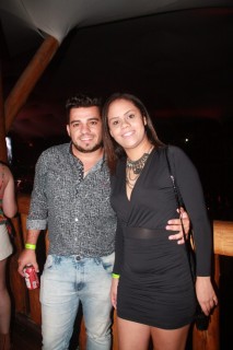 
                                    <a style='margin-left: 5px;' class='btn btn-xs btn-social btn-facebook' href='https://www.facebook.com/sharer/sharer.php?u=https://www.galeramix.com.br/imagem/a57/800-800-90/conteudo/site_galerias/57/1.jpg' rel='popup' data-width='500' data-height='400'><i class='fa fa-facebook'></i>Compartilhar <span class='hidden-xs'>no Facebook</span>
                                </a> 
                                <a class='btn btn-default btn-xs' target='_blank' href='imagem/a57/800-800-90/conteudo/site_galerias/57/1.jpg'>
                                    <span class='glyphicon glyphicon-cloud-download'></span> Salvar
                                </a>
                                