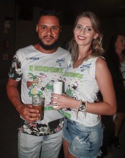 
    <a style='margin-left: 5px;' class='btn btn-xs btn-social btn-facebook' href='https://www.facebook.com/sharer/sharer.php?u=https://www.galeramix.com.br/imagem/a58/800-800-90/conteudo/site_galerias/58/desenferruje-2018-106.jpg' rel='popup' data-width='500' data-height='400'><i class='fa fa-facebook'></i>Compartilhar <span class='hidden-xs'>no Facebook</span>
</a> 
<a class='btn btn-default btn-xs' target='_blank' href='imagem/a58/800-800-90/conteudo/site_galerias/58/desenferruje-2018-106.jpg'>
    <span class='glyphicon glyphicon-cloud-download'></span> Salvar
</a>
