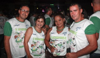 
<a style='margin-left: 5px;' class='btn btn-xs btn-social btn-facebook' href='https://www.facebook.com/sharer/sharer.php?u=https://www.galeramix.com.br/imagem/a58/800-800-90/conteudo/site_galerias/58/desenferruje-2018-112.jpg' rel='popup' data-width='500' data-height='400'><i class='fa fa-facebook'></i>Compartilhar <span class='hidden-xs'>no Facebook</span>
</a> 
<a class='btn btn-default btn-xs' target='_blank' href='imagem/a58/800-800-90/conteudo/site_galerias/58/desenferruje-2018-112.jpg'>
<span class='glyphicon glyphicon-cloud-download'></span> Salvar
</a>
