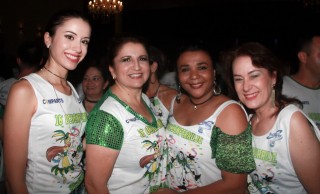 
<a style='margin-left: 5px;' class='btn btn-xs btn-social btn-facebook' href='https://www.facebook.com/sharer/sharer.php?u=https://www.galeramix.com.br/imagem/a58/800-800-90/conteudo/site_galerias/58/desenferruje-2018-123.jpg' rel='popup' data-width='500' data-height='400'><i class='fa fa-facebook'></i>Compartilhar <span class='hidden-xs'>no Facebook</span>
</a> 
<a class='btn btn-default btn-xs' target='_blank' href='imagem/a58/800-800-90/conteudo/site_galerias/58/desenferruje-2018-123.jpg'>
<span class='glyphicon glyphicon-cloud-download'></span> Salvar
</a>
