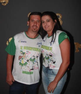 
<a style='margin-left: 5px;' class='btn btn-xs btn-social btn-facebook' href='https://www.facebook.com/sharer/sharer.php?u=https://www.galeramix.com.br/imagem/a58/800-800-90/conteudo/site_galerias/58/desenferruje-2018-13.jpg' rel='popup' data-width='500' data-height='400'><i class='fa fa-facebook'></i>Compartilhar <span class='hidden-xs'>no Facebook</span>
</a> 
<a class='btn btn-default btn-xs' target='_blank' href='imagem/a58/800-800-90/conteudo/site_galerias/58/desenferruje-2018-13.jpg'>
<span class='glyphicon glyphicon-cloud-download'></span> Salvar
</a>
