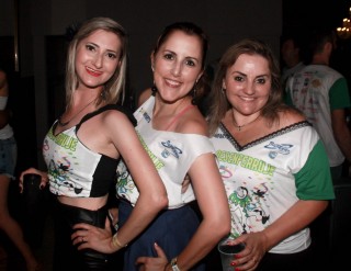 
<a style='margin-left: 5px;' class='btn btn-xs btn-social btn-facebook' href='https://www.facebook.com/sharer/sharer.php?u=https://www.galeramix.com.br/imagem/a58/800-800-90/conteudo/site_galerias/58/desenferruje-2018-150.jpg' rel='popup' data-width='500' data-height='400'><i class='fa fa-facebook'></i>Compartilhar <span class='hidden-xs'>no Facebook</span>
</a> 
<a class='btn btn-default btn-xs' target='_blank' href='imagem/a58/800-800-90/conteudo/site_galerias/58/desenferruje-2018-150.jpg'>
<span class='glyphicon glyphicon-cloud-download'></span> Salvar
</a>
