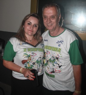 
<a style='margin-left: 5px;' class='btn btn-xs btn-social btn-facebook' href='https://www.facebook.com/sharer/sharer.php?u=https://www.galeramix.com.br/imagem/a58/800-800-90/conteudo/site_galerias/58/desenferruje-2018-157.jpg' rel='popup' data-width='500' data-height='400'><i class='fa fa-facebook'></i>Compartilhar <span class='hidden-xs'>no Facebook</span>
</a> 
<a class='btn btn-default btn-xs' target='_blank' href='imagem/a58/800-800-90/conteudo/site_galerias/58/desenferruje-2018-157.jpg'>
<span class='glyphicon glyphicon-cloud-download'></span> Salvar
</a>
