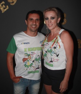 
<a style='margin-left: 5px;' class='btn btn-xs btn-social btn-facebook' href='https://www.facebook.com/sharer/sharer.php?u=https://www.galeramix.com.br/imagem/a58/800-800-90/conteudo/site_galerias/58/desenferruje-2018-18.jpg' rel='popup' data-width='500' data-height='400'><i class='fa fa-facebook'></i>Compartilhar <span class='hidden-xs'>no Facebook</span>
</a> 
<a class='btn btn-default btn-xs' target='_blank' href='imagem/a58/800-800-90/conteudo/site_galerias/58/desenferruje-2018-18.jpg'>
<span class='glyphicon glyphicon-cloud-download'></span> Salvar
</a>
