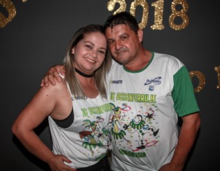 
<a style='margin-left: 5px;' class='btn btn-xs btn-social btn-facebook' href='https://www.facebook.com/sharer/sharer.php?u=https://www.galeramix.com.br/imagem/a58/800-800-90/conteudo/site_galerias/58/desenferruje-2018-2.jpg' rel='popup' data-width='500' data-height='400'><i class='fa fa-facebook'></i>Compartilhar <span class='hidden-xs'>no Facebook</span>
</a> 
<a class='btn btn-default btn-xs' target='_blank' href='imagem/a58/800-800-90/conteudo/site_galerias/58/desenferruje-2018-2.jpg'>
<span class='glyphicon glyphicon-cloud-download'></span> Salvar
</a>
