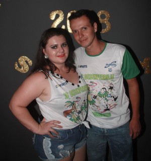 
<a style='margin-left: 5px;' class='btn btn-xs btn-social btn-facebook' href='https://www.facebook.com/sharer/sharer.php?u=https://www.galeramix.com.br/imagem/a58/800-800-90/conteudo/site_galerias/58/desenferruje-2018-51.jpg' rel='popup' data-width='500' data-height='400'><i class='fa fa-facebook'></i>Compartilhar <span class='hidden-xs'>no Facebook</span>
</a> 
<a class='btn btn-default btn-xs' target='_blank' href='imagem/a58/800-800-90/conteudo/site_galerias/58/desenferruje-2018-51.jpg'>
<span class='glyphicon glyphicon-cloud-download'></span> Salvar
</a>
