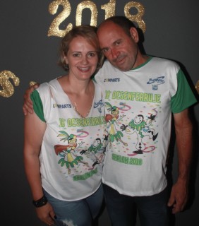 
<a style='margin-left: 5px;' class='btn btn-xs btn-social btn-facebook' href='https://www.facebook.com/sharer/sharer.php?u=https://www.galeramix.com.br/imagem/a58/800-800-90/conteudo/site_galerias/58/desenferruje-2018-52.jpg' rel='popup' data-width='500' data-height='400'><i class='fa fa-facebook'></i>Compartilhar <span class='hidden-xs'>no Facebook</span>
</a> 
<a class='btn btn-default btn-xs' target='_blank' href='imagem/a58/800-800-90/conteudo/site_galerias/58/desenferruje-2018-52.jpg'>
<span class='glyphicon glyphicon-cloud-download'></span> Salvar
</a>
