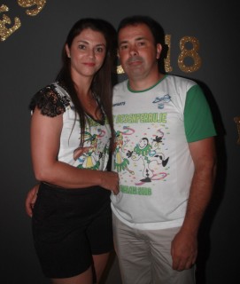 
<a style='margin-left: 5px;' class='btn btn-xs btn-social btn-facebook' href='https://www.facebook.com/sharer/sharer.php?u=https://www.galeramix.com.br/imagem/a58/800-800-90/conteudo/site_galerias/58/desenferruje-2018-72.jpg' rel='popup' data-width='500' data-height='400'><i class='fa fa-facebook'></i>Compartilhar <span class='hidden-xs'>no Facebook</span>
</a> 
<a class='btn btn-default btn-xs' target='_blank' href='imagem/a58/800-800-90/conteudo/site_galerias/58/desenferruje-2018-72.jpg'>
<span class='glyphicon glyphicon-cloud-download'></span> Salvar
</a>
