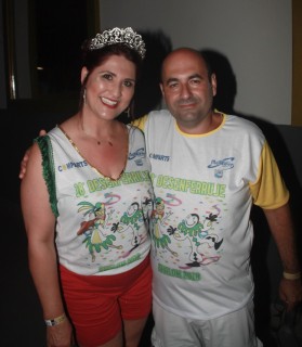 
<a style='margin-left: 5px;' class='btn btn-xs btn-social btn-facebook' href='https://www.facebook.com/sharer/sharer.php?u=https://www.galeramix.com.br/imagem/a58/800-800-90/conteudo/site_galerias/58/desenferruje-2018-85.jpg' rel='popup' data-width='500' data-height='400'><i class='fa fa-facebook'></i>Compartilhar <span class='hidden-xs'>no Facebook</span>
</a> 
<a class='btn btn-default btn-xs' target='_blank' href='imagem/a58/800-800-90/conteudo/site_galerias/58/desenferruje-2018-85.jpg'>
<span class='glyphicon glyphicon-cloud-download'></span> Salvar
</a>
