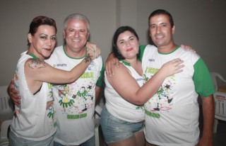 
<a style='margin-left: 5px;' class='btn btn-xs btn-social btn-facebook' href='https://www.facebook.com/sharer/sharer.php?u=https://www.galeramix.com.br/imagem/a58/800-800-90/conteudo/site_galerias/58/desenferruje-2018-99.jpg' rel='popup' data-width='500' data-height='400'><i class='fa fa-facebook'></i>Compartilhar <span class='hidden-xs'>no Facebook</span>
</a> 
<a class='btn btn-default btn-xs' target='_blank' href='imagem/a58/800-800-90/conteudo/site_galerias/58/desenferruje-2018-99.jpg'>
<span class='glyphicon glyphicon-cloud-download'></span> Salvar
</a>
