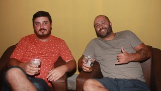 
<a style='margin-left: 5px;' class='btn btn-xs btn-social btn-facebook' href='https://www.facebook.com/sharer/sharer.php?u=https://www.galeramix.com.br/imagem/a60/800-800-90/conteudo/site_galerias/60/magnatas-the-house-37.jpg' rel='popup' data-width='500' data-height='400'><i class='fa fa-facebook'></i>Compartilhar <span class='hidden-xs'>no Facebook</span>
</a> 
<a class='btn btn-default btn-xs' target='_blank' href='imagem/a60/800-800-90/conteudo/site_galerias/60/magnatas-the-house-37.jpg'>
<span class='glyphicon glyphicon-cloud-download'></span> Salvar
</a>
