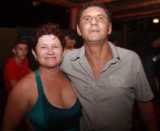 
<a style='margin-left: 5px;' class='btn btn-xs btn-social btn-facebook' href='https://www.facebook.com/sharer/sharer.php?u=https://www.galeramix.com.br/imagem/a60/800-800-90/conteudo/site_galerias/60/magnatas-the-house-63.jpg' rel='popup' data-width='500' data-height='400'><i class='fa fa-facebook'></i>Compartilhar <span class='hidden-xs'>no Facebook</span>
</a> 
<a class='btn btn-default btn-xs' target='_blank' href='imagem/a60/800-800-90/conteudo/site_galerias/60/magnatas-the-house-63.jpg'>
<span class='glyphicon glyphicon-cloud-download'></span> Salvar
</a>
