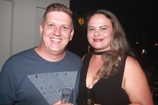 
            <a style='margin-left: 5px;' class='btn btn-xs btn-social btn-facebook' href='https://www.facebook.com/sharer/sharer.php?u=https://www.galeramix.com.br/imagem/a61/800-800-90/conteudo/site_galerias/61/canja-dos-amigos-2018-live-tijucas-15.jpg' rel='popup' data-width='500' data-height='400'><i class='fa fa-facebook'></i>Compartilhar <span class='hidden-xs'>no Facebook</span>
        </a> 
        <a class='btn btn-default btn-xs' target='_blank' href='imagem/a61/800-800-90/conteudo/site_galerias/61/canja-dos-amigos-2018-live-tijucas-15.jpg'>
            <span class='glyphicon glyphicon-cloud-download'></span> Salvar
        </a>
        