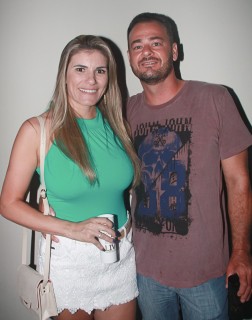 
<a style='margin-left: 5px;' class='btn btn-xs btn-social btn-facebook' href='https://www.facebook.com/sharer/sharer.php?u=https://www.galeramix.com.br/imagem/a61/800-800-90/conteudo/site_galerias/61/canja-dos-amigos-2018-live-tijucas-33.jpg' rel='popup' data-width='500' data-height='400'><i class='fa fa-facebook'></i>Compartilhar <span class='hidden-xs'>no Facebook</span>
</a> 
<a class='btn btn-default btn-xs' target='_blank' href='imagem/a61/800-800-90/conteudo/site_galerias/61/canja-dos-amigos-2018-live-tijucas-33.jpg'>
<span class='glyphicon glyphicon-cloud-download'></span> Salvar
</a>
