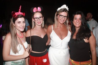 
<a style='margin-left: 5px;' class='btn btn-xs btn-social btn-facebook' href='https://www.facebook.com/sharer/sharer.php?u=https://www.galeramix.com.br/imagem/a61/800-800-90/conteudo/site_galerias/61/canja-dos-amigos-2018-live-tijucas-38.jpg' rel='popup' data-width='500' data-height='400'><i class='fa fa-facebook'></i>Compartilhar <span class='hidden-xs'>no Facebook</span>
</a> 
<a class='btn btn-default btn-xs' target='_blank' href='imagem/a61/800-800-90/conteudo/site_galerias/61/canja-dos-amigos-2018-live-tijucas-38.jpg'>
<span class='glyphicon glyphicon-cloud-download'></span> Salvar
</a>
