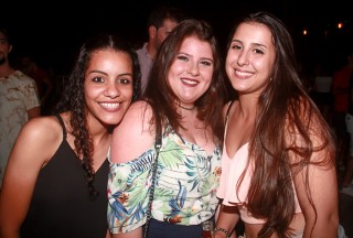 
<a style='margin-left: 5px;' class='btn btn-xs btn-social btn-facebook' href='https://www.facebook.com/sharer/sharer.php?u=https://www.galeramix.com.br/imagem/a61/800-800-90/conteudo/site_galerias/61/canja-dos-amigos-2018-live-tijucas-41.jpg' rel='popup' data-width='500' data-height='400'><i class='fa fa-facebook'></i>Compartilhar <span class='hidden-xs'>no Facebook</span>
</a> 
<a class='btn btn-default btn-xs' target='_blank' href='imagem/a61/800-800-90/conteudo/site_galerias/61/canja-dos-amigos-2018-live-tijucas-41.jpg'>
<span class='glyphicon glyphicon-cloud-download'></span> Salvar
</a>
