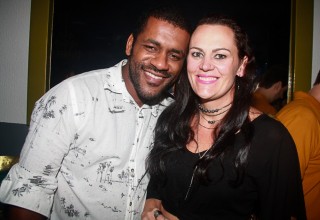 
<a style='margin-left: 5px;' class='btn btn-xs btn-social btn-facebook' href='https://www.facebook.com/sharer/sharer.php?u=https://www.galeramix.com.br/imagem/a61/800-800-90/conteudo/site_galerias/61/canja-dos-amigos-2018-live-tijucas-49.jpg' rel='popup' data-width='500' data-height='400'><i class='fa fa-facebook'></i>Compartilhar <span class='hidden-xs'>no Facebook</span>
</a> 
<a class='btn btn-default btn-xs' target='_blank' href='imagem/a61/800-800-90/conteudo/site_galerias/61/canja-dos-amigos-2018-live-tijucas-49.jpg'>
<span class='glyphicon glyphicon-cloud-download'></span> Salvar
</a>
