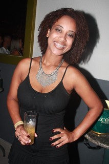 
<a style='margin-left: 5px;' class='btn btn-xs btn-social btn-facebook' href='https://www.facebook.com/sharer/sharer.php?u=https://www.galeramix.com.br/imagem/a61/800-800-90/conteudo/site_galerias/61/canja-dos-amigos-2018-live-tijucas-51.jpg' rel='popup' data-width='500' data-height='400'><i class='fa fa-facebook'></i>Compartilhar <span class='hidden-xs'>no Facebook</span>
</a> 
<a class='btn btn-default btn-xs' target='_blank' href='imagem/a61/800-800-90/conteudo/site_galerias/61/canja-dos-amigos-2018-live-tijucas-51.jpg'>
<span class='glyphicon glyphicon-cloud-download'></span> Salvar
</a>
