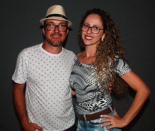 
<a style='margin-left: 5px;' class='btn btn-xs btn-social btn-facebook' href='https://www.facebook.com/sharer/sharer.php?u=https://www.galeramix.com.br/imagem/a61/800-800-90/conteudo/site_galerias/61/canja-dos-amigos-2018-live-tijucas-57.jpg' rel='popup' data-width='500' data-height='400'><i class='fa fa-facebook'></i>Compartilhar <span class='hidden-xs'>no Facebook</span>
</a> 
<a class='btn btn-default btn-xs' target='_blank' href='imagem/a61/800-800-90/conteudo/site_galerias/61/canja-dos-amigos-2018-live-tijucas-57.jpg'>
<span class='glyphicon glyphicon-cloud-download'></span> Salvar
</a>
