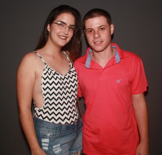 
<a style='margin-left: 5px;' class='btn btn-xs btn-social btn-facebook' href='https://www.facebook.com/sharer/sharer.php?u=https://www.galeramix.com.br/imagem/a61/800-800-90/conteudo/site_galerias/61/canja-dos-amigos-2018-live-tijucas-66.jpg' rel='popup' data-width='500' data-height='400'><i class='fa fa-facebook'></i>Compartilhar <span class='hidden-xs'>no Facebook</span>
</a> 
<a class='btn btn-default btn-xs' target='_blank' href='imagem/a61/800-800-90/conteudo/site_galerias/61/canja-dos-amigos-2018-live-tijucas-66.jpg'>
<span class='glyphicon glyphicon-cloud-download'></span> Salvar
</a>
