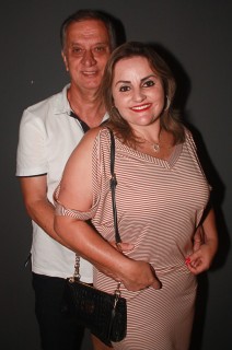 
<a style='margin-left: 5px;' class='btn btn-xs btn-social btn-facebook' href='https://www.facebook.com/sharer/sharer.php?u=https://www.galeramix.com.br/imagem/a61/800-800-90/conteudo/site_galerias/61/canja-dos-amigos-2018-live-tijucas-72.jpg' rel='popup' data-width='500' data-height='400'><i class='fa fa-facebook'></i>Compartilhar <span class='hidden-xs'>no Facebook</span>
</a> 
<a class='btn btn-default btn-xs' target='_blank' href='imagem/a61/800-800-90/conteudo/site_galerias/61/canja-dos-amigos-2018-live-tijucas-72.jpg'>
<span class='glyphicon glyphicon-cloud-download'></span> Salvar
</a>
