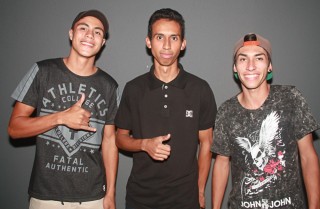 
<a style='margin-left: 5px;' class='btn btn-xs btn-social btn-facebook' href='https://www.facebook.com/sharer/sharer.php?u=https://www.galeramix.com.br/imagem/a61/800-800-90/conteudo/site_galerias/61/canja-dos-amigos-2018-live-tijucas-77.jpg' rel='popup' data-width='500' data-height='400'><i class='fa fa-facebook'></i>Compartilhar <span class='hidden-xs'>no Facebook</span>
</a> 
<a class='btn btn-default btn-xs' target='_blank' href='imagem/a61/800-800-90/conteudo/site_galerias/61/canja-dos-amigos-2018-live-tijucas-77.jpg'>
<span class='glyphicon glyphicon-cloud-download'></span> Salvar
</a>
