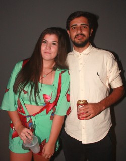 
<a style='margin-left: 5px;' class='btn btn-xs btn-social btn-facebook' href='https://www.facebook.com/sharer/sharer.php?u=https://www.galeramix.com.br/imagem/a61/800-800-90/conteudo/site_galerias/61/canja-dos-amigos-2018-live-tijucas-8.jpg' rel='popup' data-width='500' data-height='400'><i class='fa fa-facebook'></i>Compartilhar <span class='hidden-xs'>no Facebook</span>
</a> 
<a class='btn btn-default btn-xs' target='_blank' href='imagem/a61/800-800-90/conteudo/site_galerias/61/canja-dos-amigos-2018-live-tijucas-8.jpg'>
<span class='glyphicon glyphicon-cloud-download'></span> Salvar
</a>
