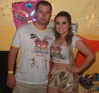 
<a style='margin-left: 5px;' class='btn btn-xs btn-social btn-facebook' href='https://www.facebook.com/sharer/sharer.php?u=https://www.galeramix.com.br/imagem/a63/800-800-90/conteudo/site_galerias/63/baile-de-carnaval-para-casais-ctg-fogao-de-lenha-tijucas-116.jpg' rel='popup' data-width='500' data-height='400'><i class='fa fa-facebook'></i>Compartilhar <span class='hidden-xs'>no Facebook</span>
</a> 
<a class='btn btn-default btn-xs' target='_blank' href='imagem/a63/800-800-90/conteudo/site_galerias/63/baile-de-carnaval-para-casais-ctg-fogao-de-lenha-tijucas-116.jpg'>
<span class='glyphicon glyphicon-cloud-download'></span> Salvar
</a>
