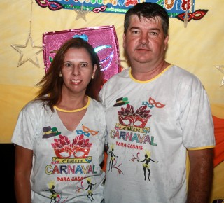 
<a style='margin-left: 5px;' class='btn btn-xs btn-social btn-facebook' href='https://www.facebook.com/sharer/sharer.php?u=https://www.galeramix.com.br/imagem/a63/800-800-90/conteudo/site_galerias/63/baile-de-carnaval-para-casais-ctg-fogao-de-lenha-tijucas-122.jpg' rel='popup' data-width='500' data-height='400'><i class='fa fa-facebook'></i>Compartilhar <span class='hidden-xs'>no Facebook</span>
</a> 
<a class='btn btn-default btn-xs' target='_blank' href='imagem/a63/800-800-90/conteudo/site_galerias/63/baile-de-carnaval-para-casais-ctg-fogao-de-lenha-tijucas-122.jpg'>
<span class='glyphicon glyphicon-cloud-download'></span> Salvar
</a>
