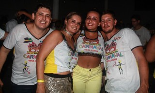 
<a style='margin-left: 5px;' class='btn btn-xs btn-social btn-facebook' href='https://www.facebook.com/sharer/sharer.php?u=https://www.galeramix.com.br/imagem/a63/800-800-90/conteudo/site_galerias/63/baile-de-carnaval-para-casais-ctg-fogao-de-lenha-tijucas-178.jpg' rel='popup' data-width='500' data-height='400'><i class='fa fa-facebook'></i>Compartilhar <span class='hidden-xs'>no Facebook</span>
</a> 
<a class='btn btn-default btn-xs' target='_blank' href='imagem/a63/800-800-90/conteudo/site_galerias/63/baile-de-carnaval-para-casais-ctg-fogao-de-lenha-tijucas-178.jpg'>
<span class='glyphicon glyphicon-cloud-download'></span> Salvar
</a>
