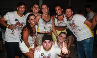 
<a style='margin-left: 5px;' class='btn btn-xs btn-social btn-facebook' href='https://www.facebook.com/sharer/sharer.php?u=https://www.galeramix.com.br/imagem/a63/800-800-90/conteudo/site_galerias/63/baile-de-carnaval-para-casais-ctg-fogao-de-lenha-tijucas-179.jpg' rel='popup' data-width='500' data-height='400'><i class='fa fa-facebook'></i>Compartilhar <span class='hidden-xs'>no Facebook</span>
</a> 
<a class='btn btn-default btn-xs' target='_blank' href='imagem/a63/800-800-90/conteudo/site_galerias/63/baile-de-carnaval-para-casais-ctg-fogao-de-lenha-tijucas-179.jpg'>
<span class='glyphicon glyphicon-cloud-download'></span> Salvar
</a>
