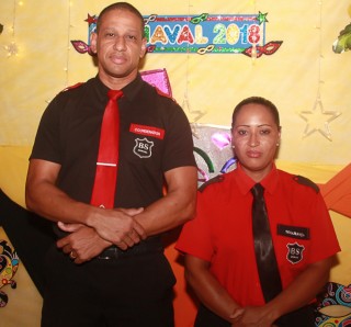 
<a style='margin-left: 5px;' class='btn btn-xs btn-social btn-facebook' href='https://www.facebook.com/sharer/sharer.php?u=https://www.galeramix.com.br/imagem/a63/800-800-90/conteudo/site_galerias/63/baile-de-carnaval-para-casais-ctg-fogao-de-lenha-tijucas-200.jpg' rel='popup' data-width='500' data-height='400'><i class='fa fa-facebook'></i>Compartilhar <span class='hidden-xs'>no Facebook</span>
</a> 
<a class='btn btn-default btn-xs' target='_blank' href='imagem/a63/800-800-90/conteudo/site_galerias/63/baile-de-carnaval-para-casais-ctg-fogao-de-lenha-tijucas-200.jpg'>
<span class='glyphicon glyphicon-cloud-download'></span> Salvar
</a>
