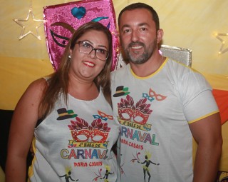 
<a style='margin-left: 5px;' class='btn btn-xs btn-social btn-facebook' href='https://www.facebook.com/sharer/sharer.php?u=https://www.galeramix.com.br/imagem/a63/800-800-90/conteudo/site_galerias/63/baile-de-carnaval-para-casais-ctg-fogao-de-lenha-tijucas-210.jpg' rel='popup' data-width='500' data-height='400'><i class='fa fa-facebook'></i>Compartilhar <span class='hidden-xs'>no Facebook</span>
</a> 
<a class='btn btn-default btn-xs' target='_blank' href='imagem/a63/800-800-90/conteudo/site_galerias/63/baile-de-carnaval-para-casais-ctg-fogao-de-lenha-tijucas-210.jpg'>
<span class='glyphicon glyphicon-cloud-download'></span> Salvar
</a>
