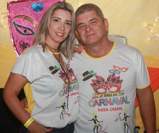 
<a style='margin-left: 5px;' class='btn btn-xs btn-social btn-facebook' href='https://www.facebook.com/sharer/sharer.php?u=https://www.galeramix.com.br/imagem/a63/800-800-90/conteudo/site_galerias/63/baile-de-carnaval-para-casais-ctg-fogao-de-lenha-tijucas-221.jpg' rel='popup' data-width='500' data-height='400'><i class='fa fa-facebook'></i>Compartilhar <span class='hidden-xs'>no Facebook</span>
</a> 
<a class='btn btn-default btn-xs' target='_blank' href='imagem/a63/800-800-90/conteudo/site_galerias/63/baile-de-carnaval-para-casais-ctg-fogao-de-lenha-tijucas-221.jpg'>
<span class='glyphicon glyphicon-cloud-download'></span> Salvar
</a>
