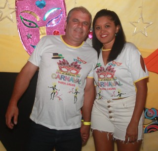 
<a style='margin-left: 5px;' class='btn btn-xs btn-social btn-facebook' href='https://www.facebook.com/sharer/sharer.php?u=https://www.galeramix.com.br/imagem/a63/800-800-90/conteudo/site_galerias/63/baile-de-carnaval-para-casais-ctg-fogao-de-lenha-tijucas-46.jpg' rel='popup' data-width='500' data-height='400'><i class='fa fa-facebook'></i>Compartilhar <span class='hidden-xs'>no Facebook</span>
</a> 
<a class='btn btn-default btn-xs' target='_blank' href='imagem/a63/800-800-90/conteudo/site_galerias/63/baile-de-carnaval-para-casais-ctg-fogao-de-lenha-tijucas-46.jpg'>
<span class='glyphicon glyphicon-cloud-download'></span> Salvar
</a>
