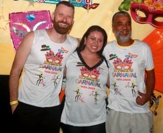 
<a style='margin-left: 5px;' class='btn btn-xs btn-social btn-facebook' href='https://www.facebook.com/sharer/sharer.php?u=https://www.galeramix.com.br/imagem/a63/800-800-90/conteudo/site_galerias/63/baile-de-carnaval-para-casais-ctg-fogao-de-lenha-tijucas-64.jpg' rel='popup' data-width='500' data-height='400'><i class='fa fa-facebook'></i>Compartilhar <span class='hidden-xs'>no Facebook</span>
</a> 
<a class='btn btn-default btn-xs' target='_blank' href='imagem/a63/800-800-90/conteudo/site_galerias/63/baile-de-carnaval-para-casais-ctg-fogao-de-lenha-tijucas-64.jpg'>
<span class='glyphicon glyphicon-cloud-download'></span> Salvar
</a>
