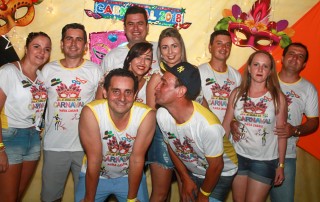 
<a style='margin-left: 5px;' class='btn btn-xs btn-social btn-facebook' href='https://www.facebook.com/sharer/sharer.php?u=https://www.galeramix.com.br/imagem/a63/800-800-90/conteudo/site_galerias/63/baile-de-carnaval-para-casais-ctg-fogao-de-lenha-tijucas-76.jpg' rel='popup' data-width='500' data-height='400'><i class='fa fa-facebook'></i>Compartilhar <span class='hidden-xs'>no Facebook</span>
</a> 
<a class='btn btn-default btn-xs' target='_blank' href='imagem/a63/800-800-90/conteudo/site_galerias/63/baile-de-carnaval-para-casais-ctg-fogao-de-lenha-tijucas-76.jpg'>
<span class='glyphicon glyphicon-cloud-download'></span> Salvar
</a>
