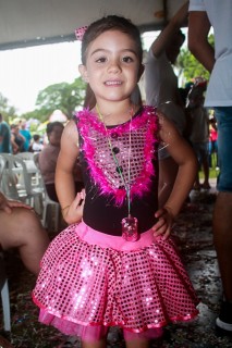 
<a style='margin-left: 5px;' class='btn btn-xs btn-social btn-facebook' href='https://www.facebook.com/sharer/sharer.php?u=https://www.galeramix.com.br/imagem/a64/800-800-90/conteudo/site_galerias/64/carnaval-infantil-casarao-gallotti-tijucas-24.jpg' rel='popup' data-width='500' data-height='400'><i class='fa fa-facebook'></i>Compartilhar <span class='hidden-xs'>no Facebook</span>
</a> 
<a class='btn btn-default btn-xs' target='_blank' href='imagem/a64/800-800-90/conteudo/site_galerias/64/carnaval-infantil-casarao-gallotti-tijucas-24.jpg'>
<span class='glyphicon glyphicon-cloud-download'></span> Salvar
</a>
