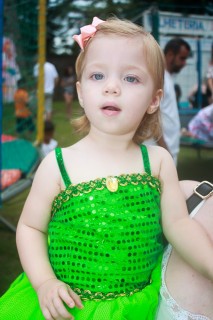 
<a style='margin-left: 5px;' class='btn btn-xs btn-social btn-facebook' href='https://www.facebook.com/sharer/sharer.php?u=https://www.galeramix.com.br/imagem/a64/800-800-90/conteudo/site_galerias/64/carnaval-infantil-casarao-gallotti-tijucas-42.jpg' rel='popup' data-width='500' data-height='400'><i class='fa fa-facebook'></i>Compartilhar <span class='hidden-xs'>no Facebook</span>
</a> 
<a class='btn btn-default btn-xs' target='_blank' href='imagem/a64/800-800-90/conteudo/site_galerias/64/carnaval-infantil-casarao-gallotti-tijucas-42.jpg'>
<span class='glyphicon glyphicon-cloud-download'></span> Salvar
</a>
