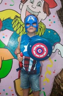 
<a style='margin-left: 5px;' class='btn btn-xs btn-social btn-facebook' href='https://www.facebook.com/sharer/sharer.php?u=https://www.galeramix.com.br/imagem/a64/800-800-90/conteudo/site_galerias/64/carnaval-infantil-casarao-gallotti-tijucas-48.jpg' rel='popup' data-width='500' data-height='400'><i class='fa fa-facebook'></i>Compartilhar <span class='hidden-xs'>no Facebook</span>
</a> 
<a class='btn btn-default btn-xs' target='_blank' href='imagem/a64/800-800-90/conteudo/site_galerias/64/carnaval-infantil-casarao-gallotti-tijucas-48.jpg'>
<span class='glyphicon glyphicon-cloud-download'></span> Salvar
</a>
