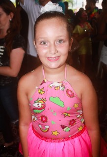 
<a style='margin-left: 5px;' class='btn btn-xs btn-social btn-facebook' href='https://www.facebook.com/sharer/sharer.php?u=https://www.galeramix.com.br/imagem/a64/800-800-90/conteudo/site_galerias/64/carnaval-infantil-casarao-gallotti-tijucas-86.jpg' rel='popup' data-width='500' data-height='400'><i class='fa fa-facebook'></i>Compartilhar <span class='hidden-xs'>no Facebook</span>
</a> 
<a class='btn btn-default btn-xs' target='_blank' href='imagem/a64/800-800-90/conteudo/site_galerias/64/carnaval-infantil-casarao-gallotti-tijucas-86.jpg'>
<span class='glyphicon glyphicon-cloud-download'></span> Salvar
</a>
