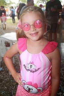 
<a style='margin-left: 5px;' class='btn btn-xs btn-social btn-facebook' href='https://www.facebook.com/sharer/sharer.php?u=https://www.galeramix.com.br/imagem/a65/800-800-90/conteudo/site_galerias/65/carnaval-infantil-casarao-gallotti-tijucas-galera-mix-34.jpg' rel='popup' data-width='500' data-height='400'><i class='fa fa-facebook'></i>Compartilhar <span class='hidden-xs'>no Facebook</span>
</a> 
<a class='btn btn-default btn-xs' target='_blank' href='imagem/a65/800-800-90/conteudo/site_galerias/65/carnaval-infantil-casarao-gallotti-tijucas-galera-mix-34.jpg'>
<span class='glyphicon glyphicon-cloud-download'></span> Salvar
</a>
