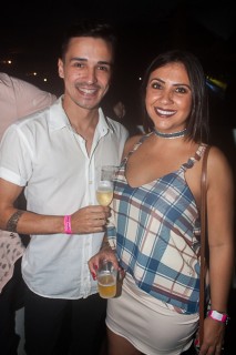 
<a style='margin-left: 5px;' class='btn btn-xs btn-social btn-facebook' href='https://www.facebook.com/sharer/sharer.php?u=https://www.galeramix.com.br/imagem/a67/800-800-90/conteudo/site_galerias/67/annita-petry-galera-mix-133.jpg' rel='popup' data-width='500' data-height='400'><i class='fa fa-facebook'></i>Compartilhar <span class='hidden-xs'>no Facebook</span>
</a> 
<a class='btn btn-default btn-xs' target='_blank' href='imagem/a67/800-800-90/conteudo/site_galerias/67/annita-petry-galera-mix-133.jpg'>
<span class='glyphicon glyphicon-cloud-download'></span> Salvar
</a>
