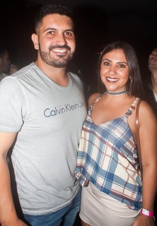 
<a style='margin-left: 5px;' class='btn btn-xs btn-social btn-facebook' href='https://www.facebook.com/sharer/sharer.php?u=https://www.galeramix.com.br/imagem/a67/800-800-90/conteudo/site_galerias/67/annita-petry-galera-mix-135.jpg' rel='popup' data-width='500' data-height='400'><i class='fa fa-facebook'></i>Compartilhar <span class='hidden-xs'>no Facebook</span>
</a> 
<a class='btn btn-default btn-xs' target='_blank' href='imagem/a67/800-800-90/conteudo/site_galerias/67/annita-petry-galera-mix-135.jpg'>
<span class='glyphicon glyphicon-cloud-download'></span> Salvar
</a>
