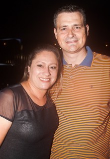 
<a style='margin-left: 5px;' class='btn btn-xs btn-social btn-facebook' href='https://www.facebook.com/sharer/sharer.php?u=https://www.galeramix.com.br/imagem/a67/800-800-90/conteudo/site_galerias/67/annita-petry-galera-mix-158.jpg' rel='popup' data-width='500' data-height='400'><i class='fa fa-facebook'></i>Compartilhar <span class='hidden-xs'>no Facebook</span>
</a> 
<a class='btn btn-default btn-xs' target='_blank' href='imagem/a67/800-800-90/conteudo/site_galerias/67/annita-petry-galera-mix-158.jpg'>
<span class='glyphicon glyphicon-cloud-download'></span> Salvar
</a>
