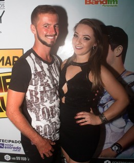 
<a style='margin-left: 5px;' class='btn btn-xs btn-social btn-facebook' href='https://www.facebook.com/sharer/sharer.php?u=https://www.galeramix.com.br/imagem/a67/800-800-90/conteudo/site_galerias/67/annita-petry-galera-mix-29.jpg' rel='popup' data-width='500' data-height='400'><i class='fa fa-facebook'></i>Compartilhar <span class='hidden-xs'>no Facebook</span>
</a> 
<a class='btn btn-default btn-xs' target='_blank' href='imagem/a67/800-800-90/conteudo/site_galerias/67/annita-petry-galera-mix-29.jpg'>
<span class='glyphicon glyphicon-cloud-download'></span> Salvar
</a>
